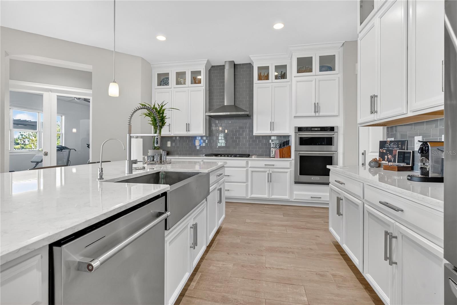 AVALON COVE - Residential