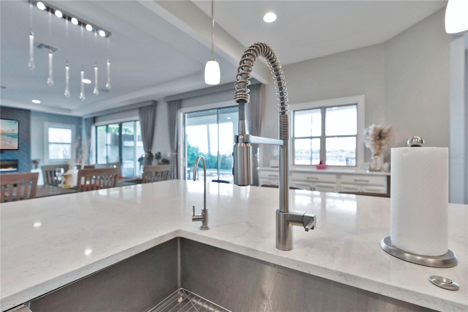 AVALON COVE - Residential