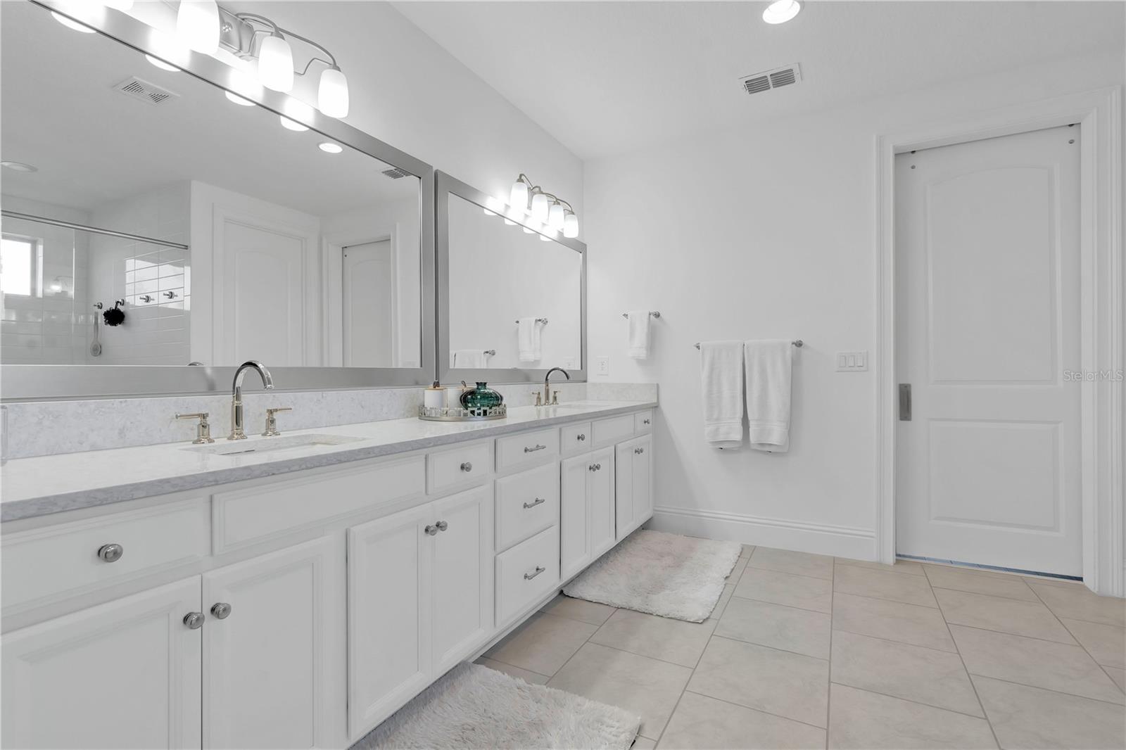 AVALON COVE - Residential