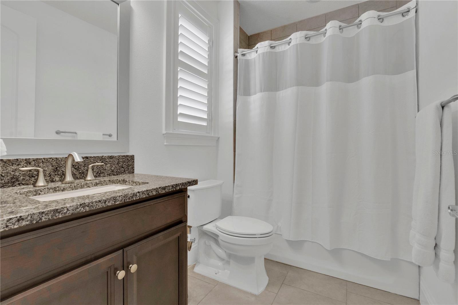 AVALON COVE - Residential