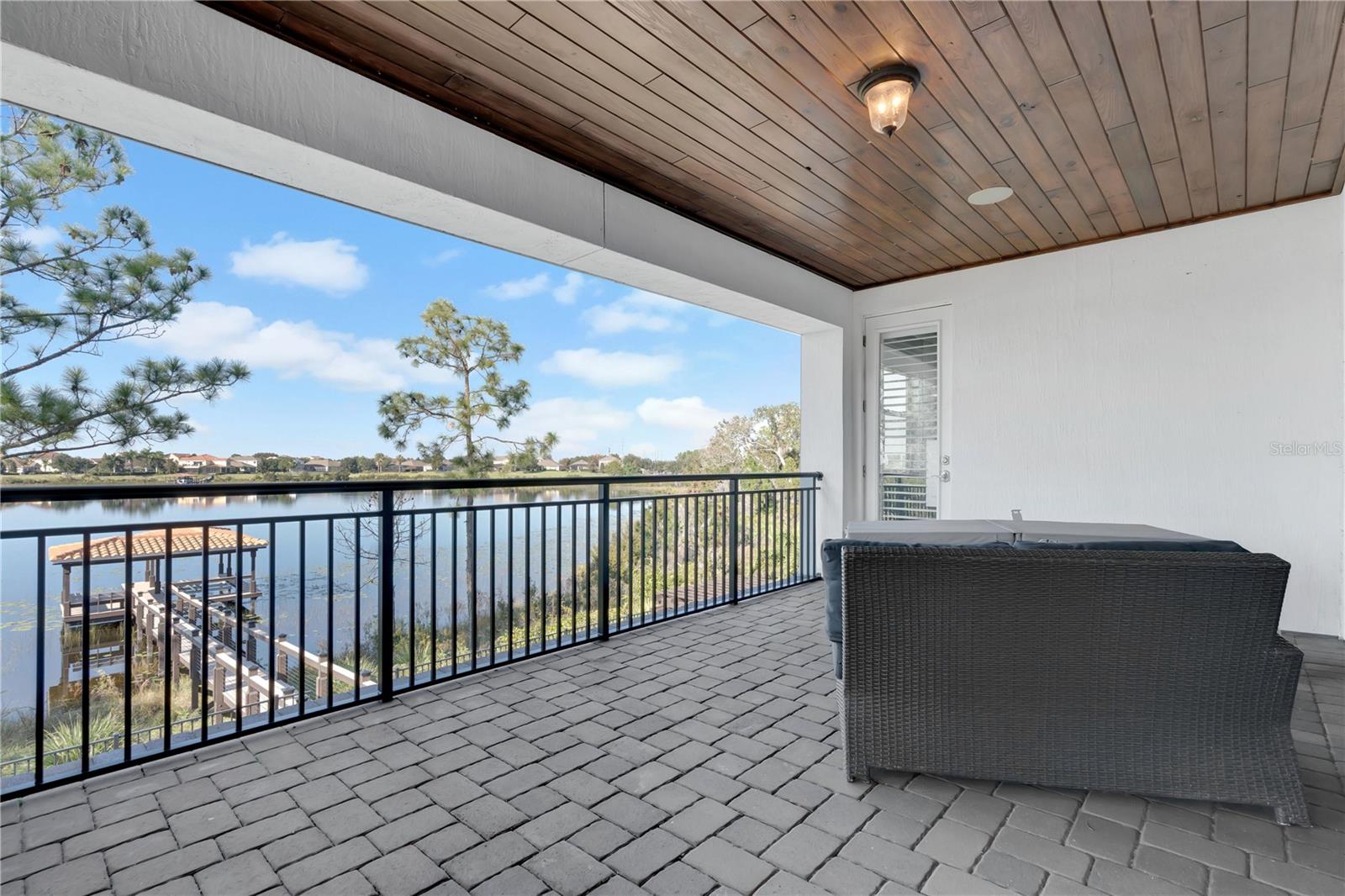 AVALON COVE - Residential