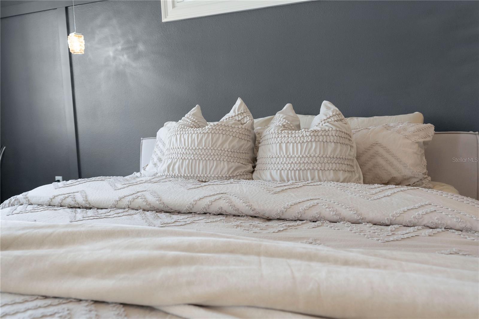 AVALON COVE - Residential