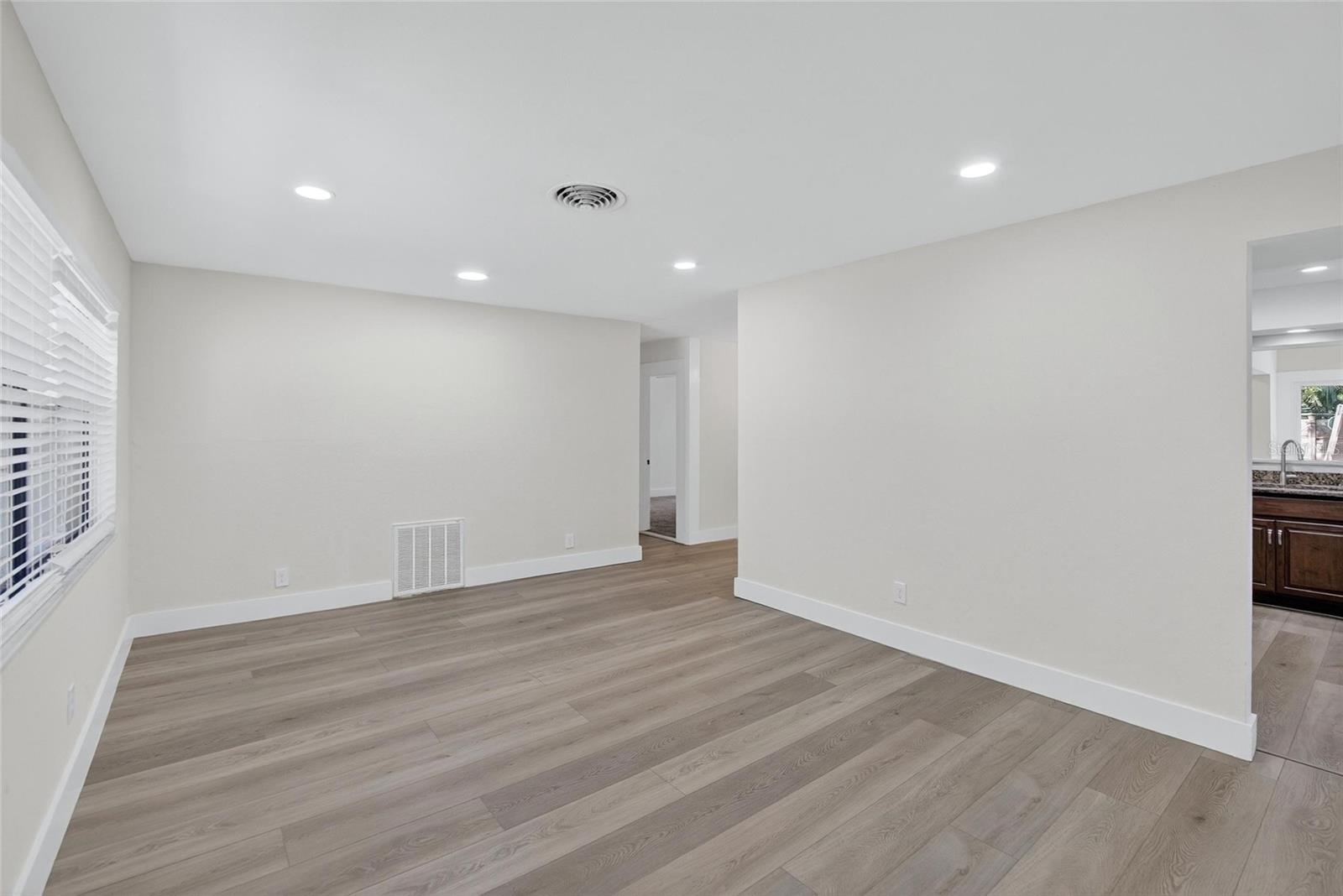 LAKE LOUISE - Residential Lease