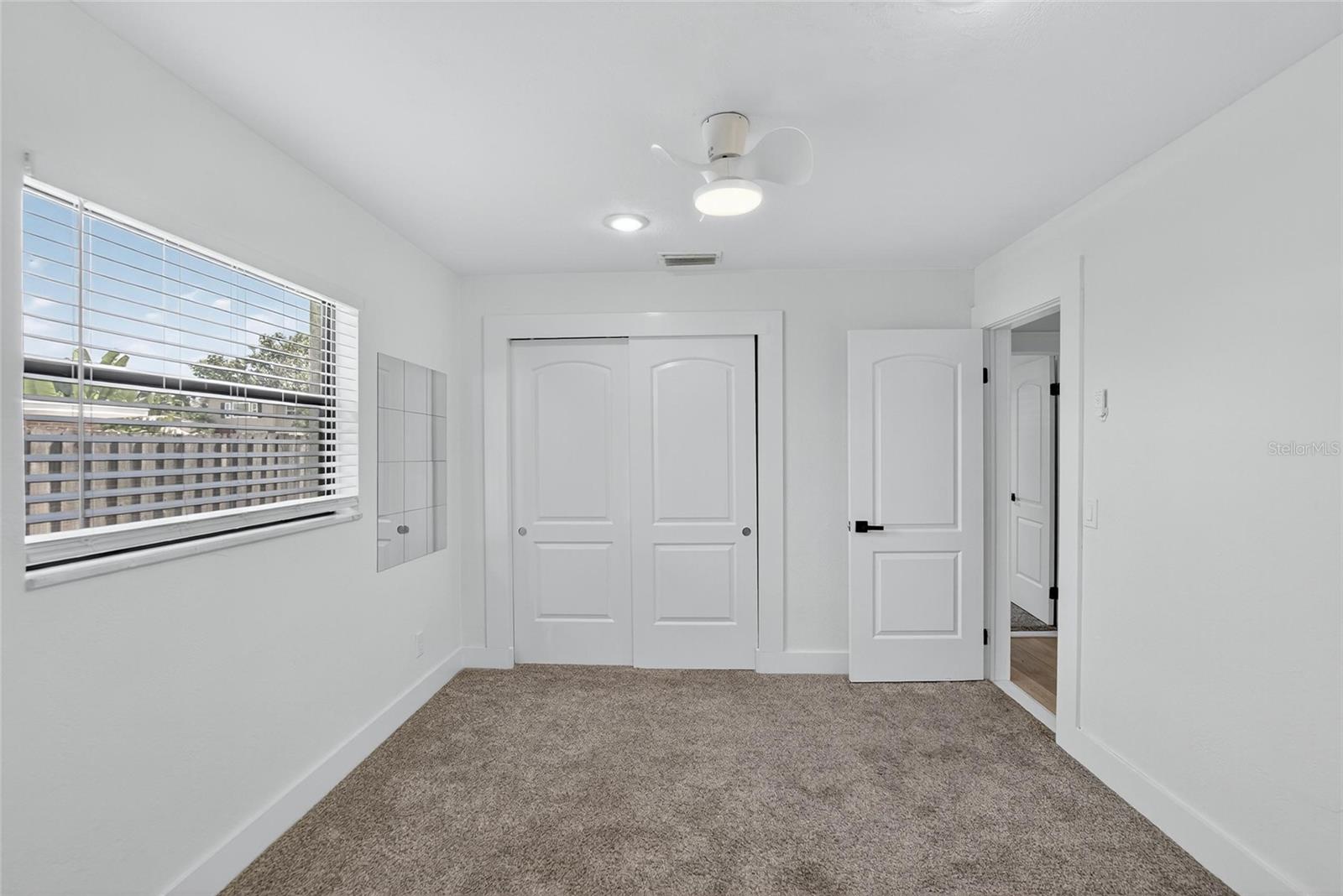 LAKE LOUISE - Residential Lease