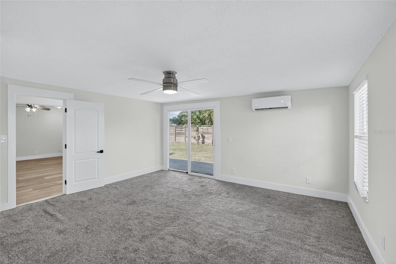 LAKE LOUISE - Residential Lease