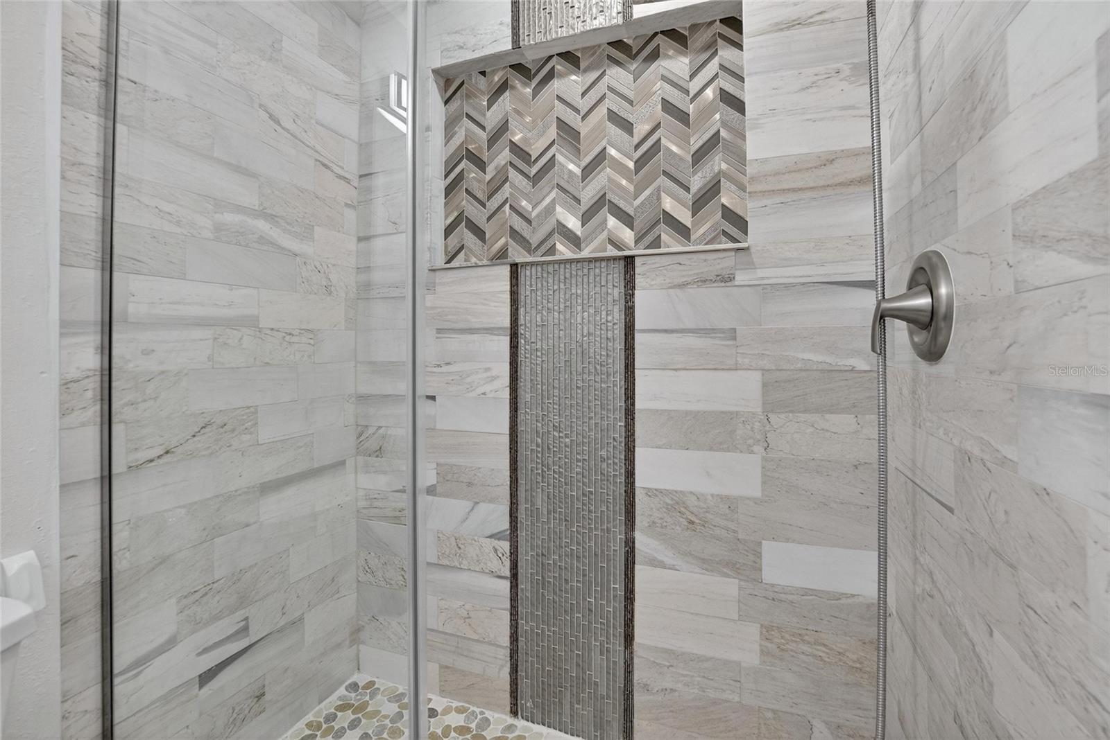 LAKE LOUISE - Residential Lease