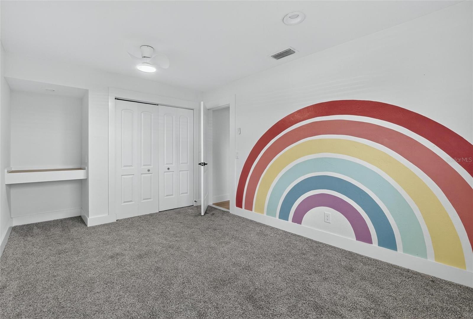 LAKE LOUISE - Residential Lease