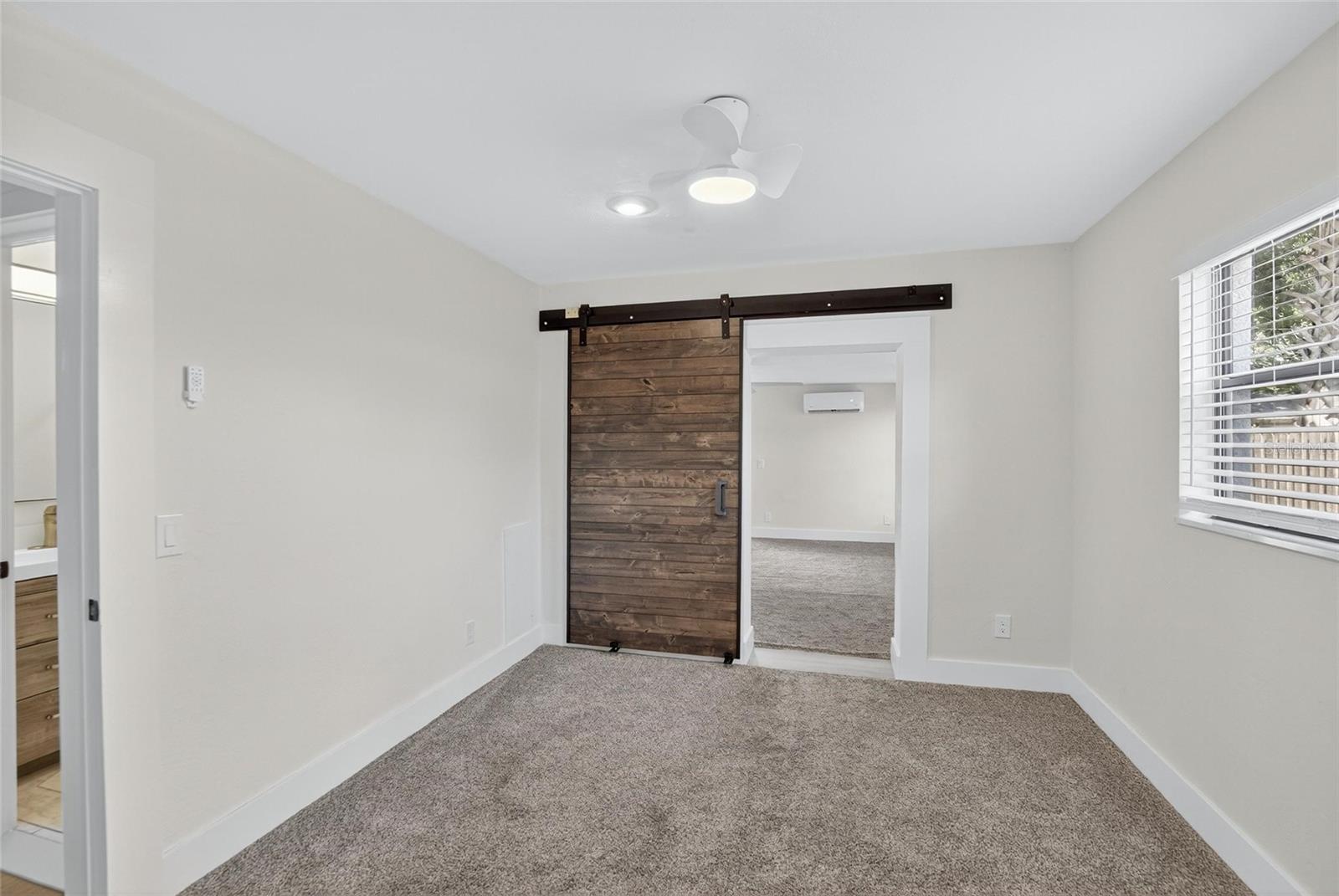 LAKE LOUISE - Residential Lease