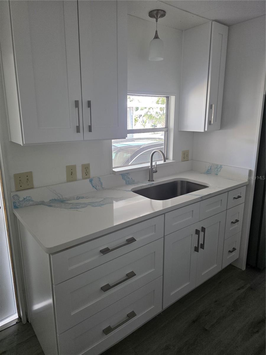 891 GRADO DRIVE 891