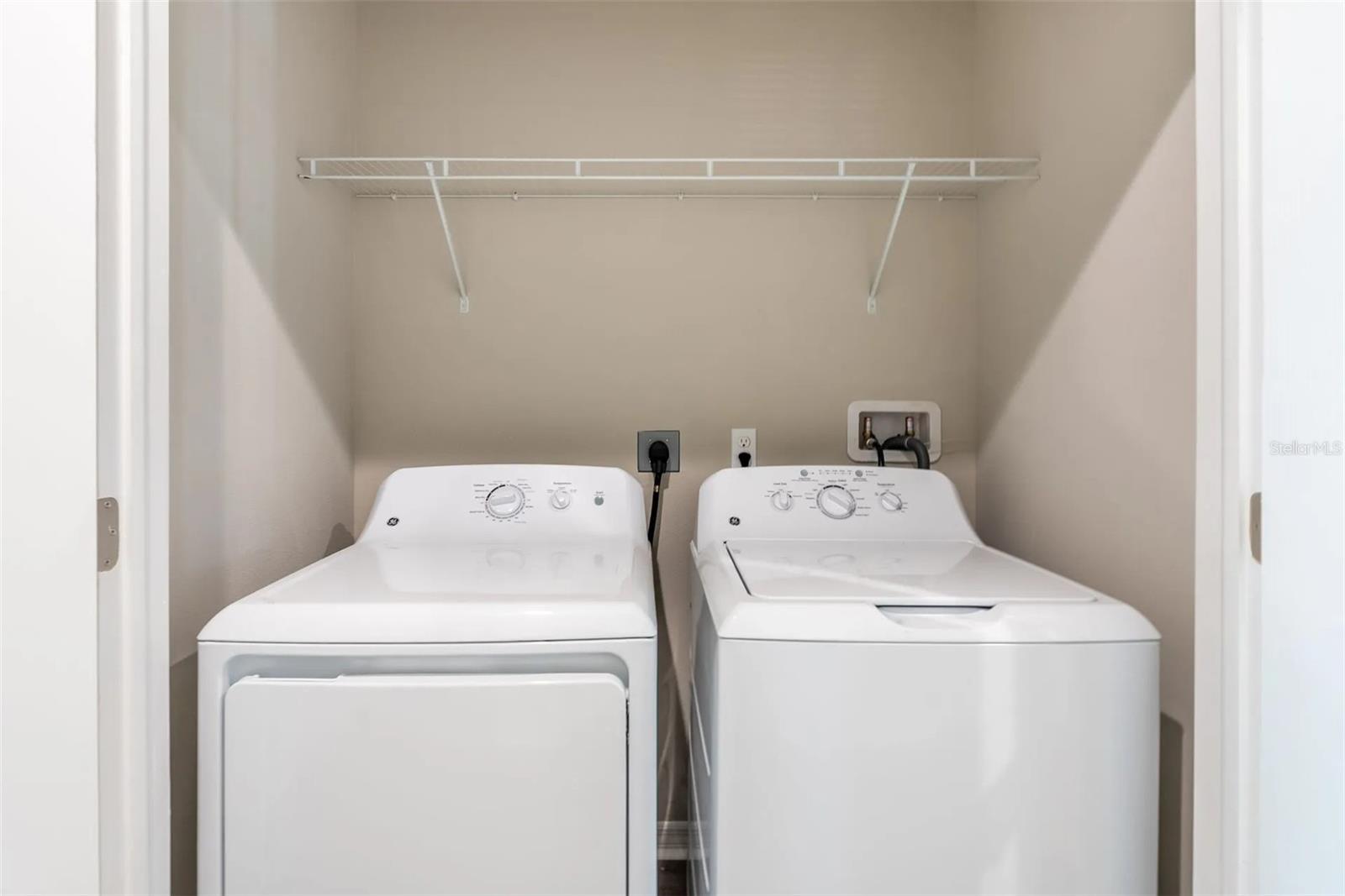 WHITNEY TWNHMS - Residential Lease