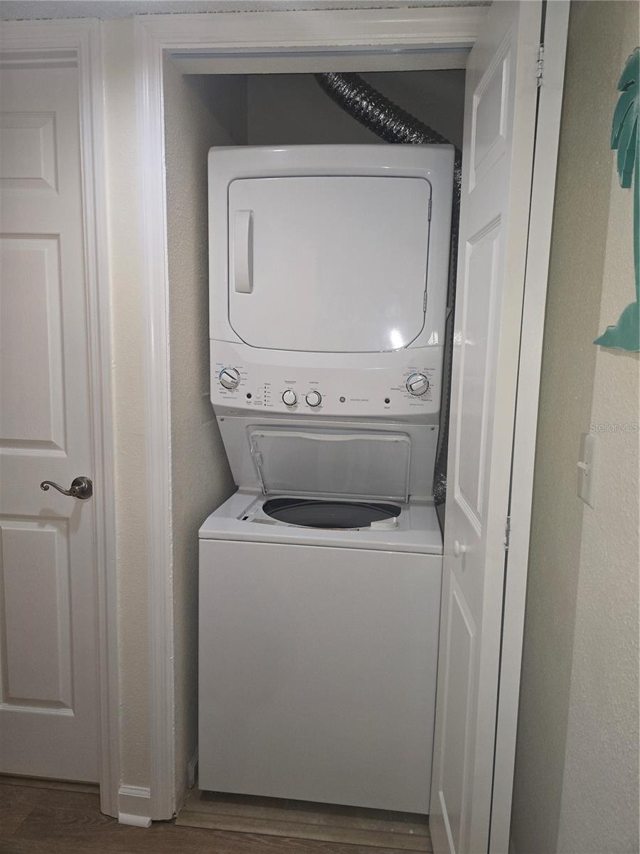 FOUNTAINS AT COUNTRYSIDE CONDO - Residential Lease