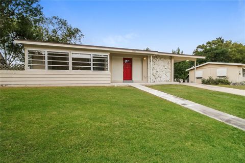 Photo of 1200 Whitewood Drive, Deltona, FL 32725 (MLS # TB8437413)