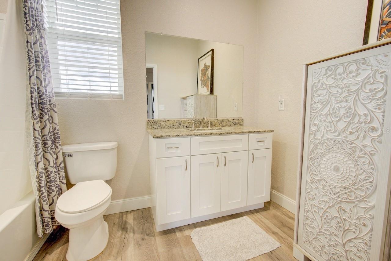 STARTING POINT HORSE COMPLEX - Residential