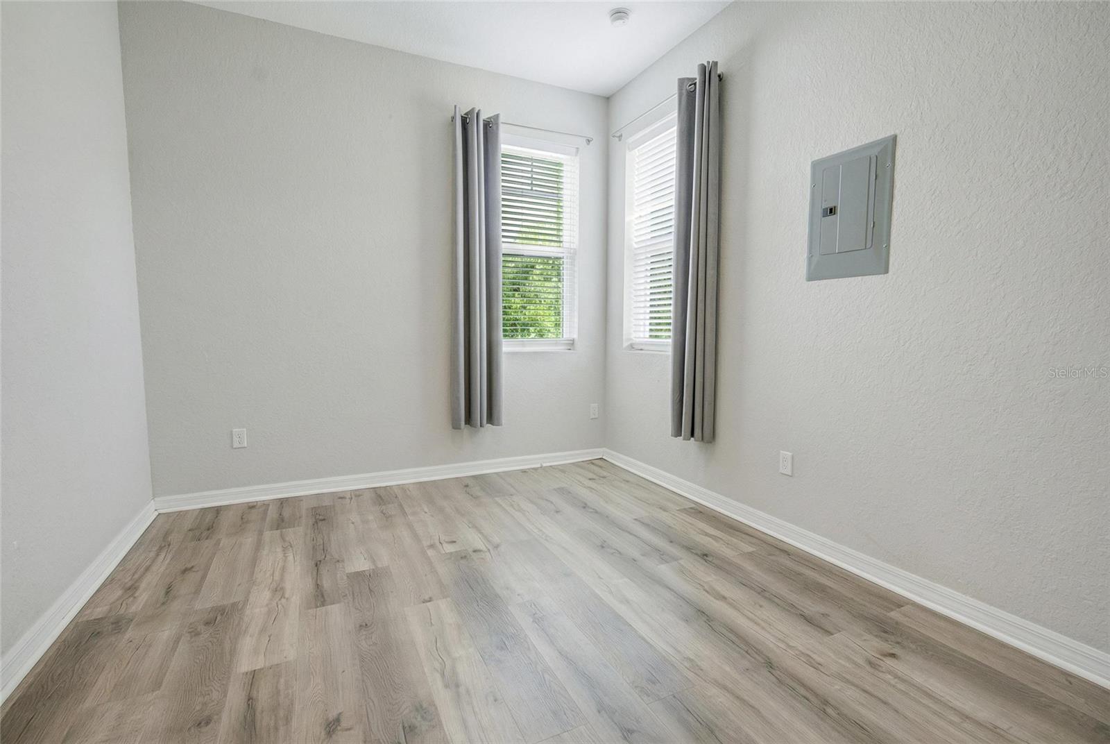 STARTING POINT HORSE COMPLEX - Residential