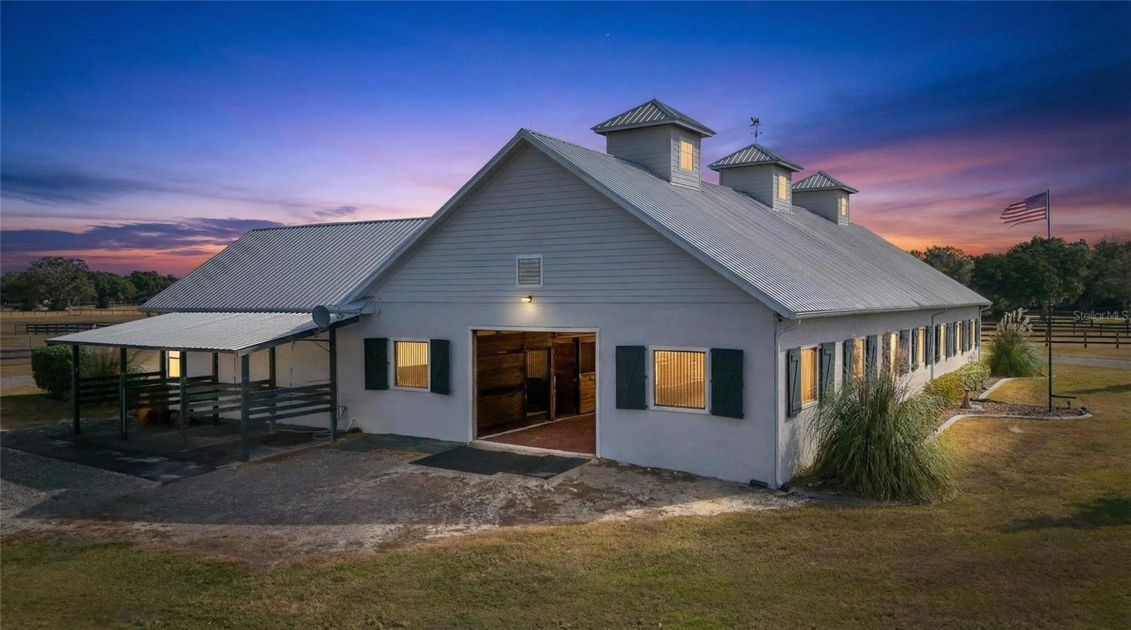 STARTING POINT HORSE COMPLEX - Residential