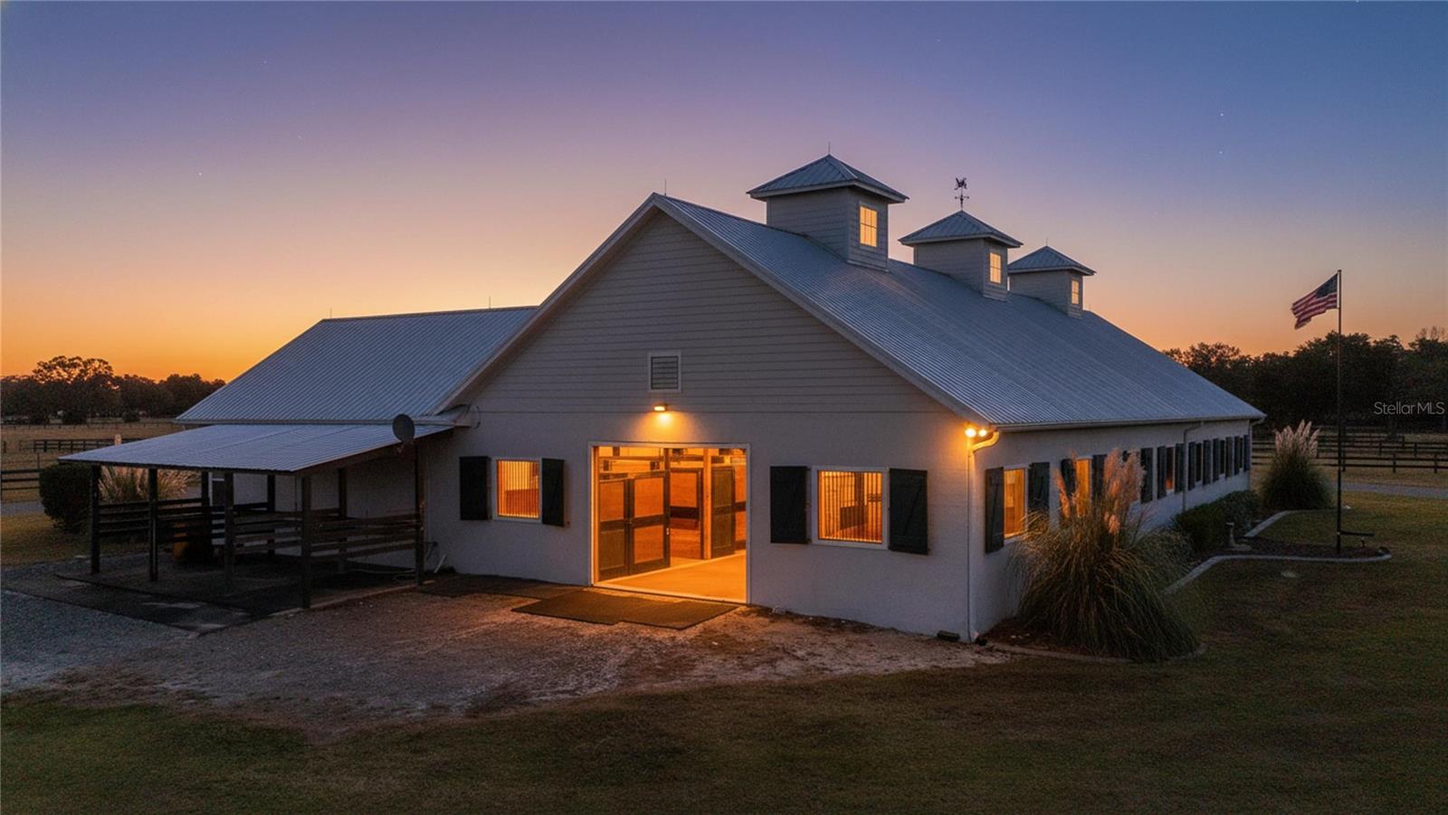 STARTING POINT HORSE COMPLEX - Residential