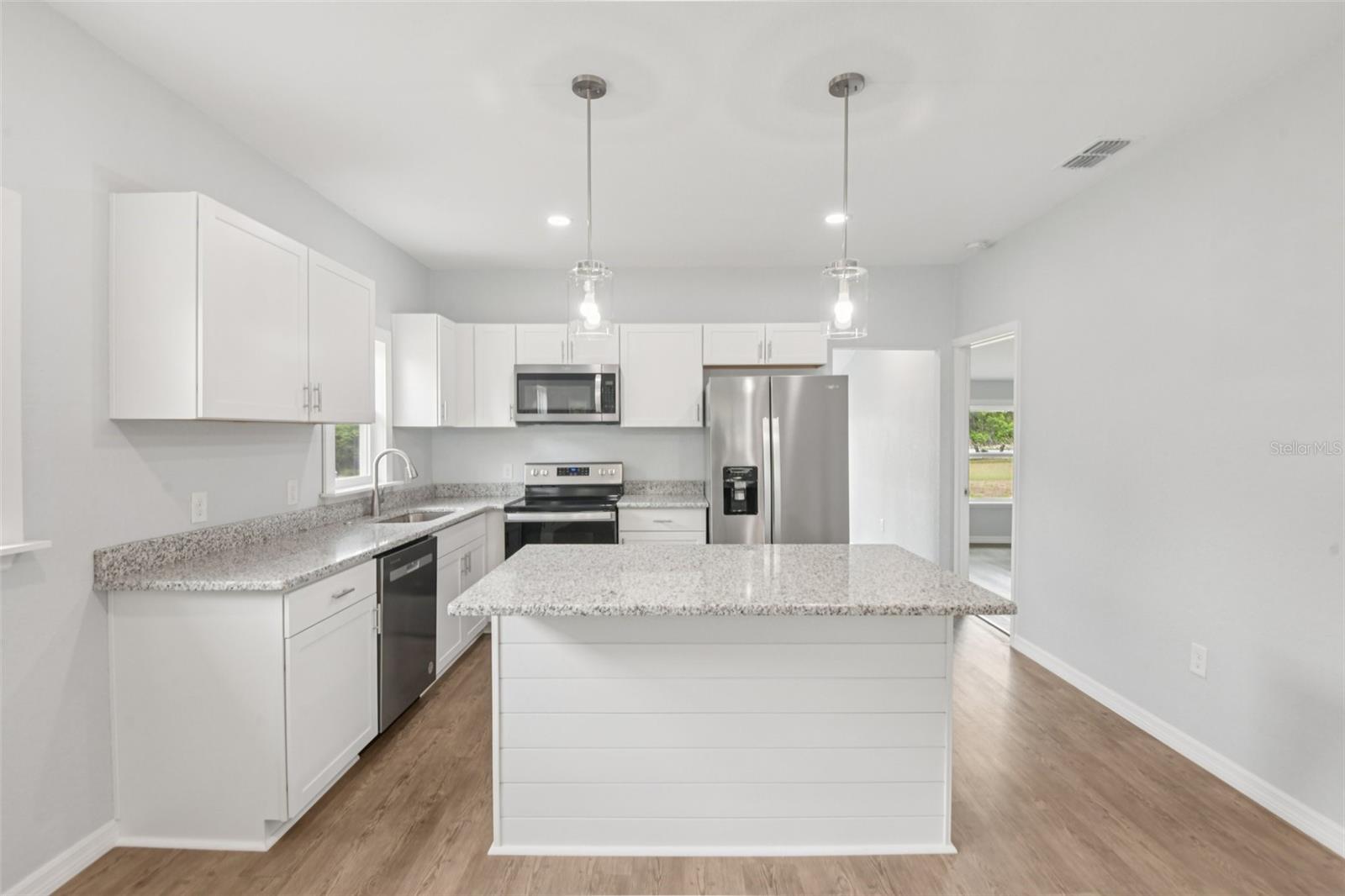 STAR LAKE HEIGHTS - Residential