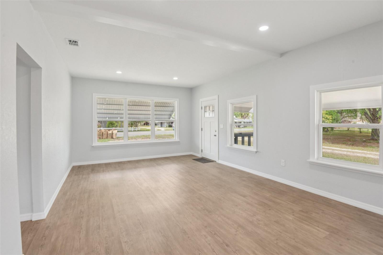 STAR LAKE HEIGHTS - Residential