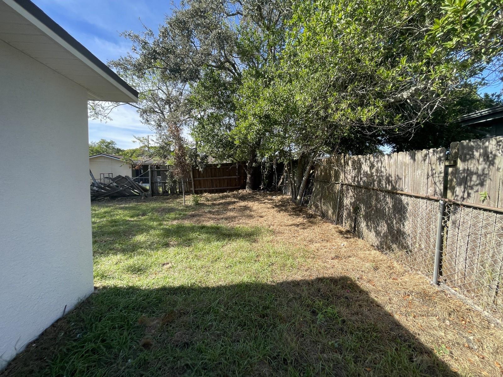 REGENCY PARK - Residential