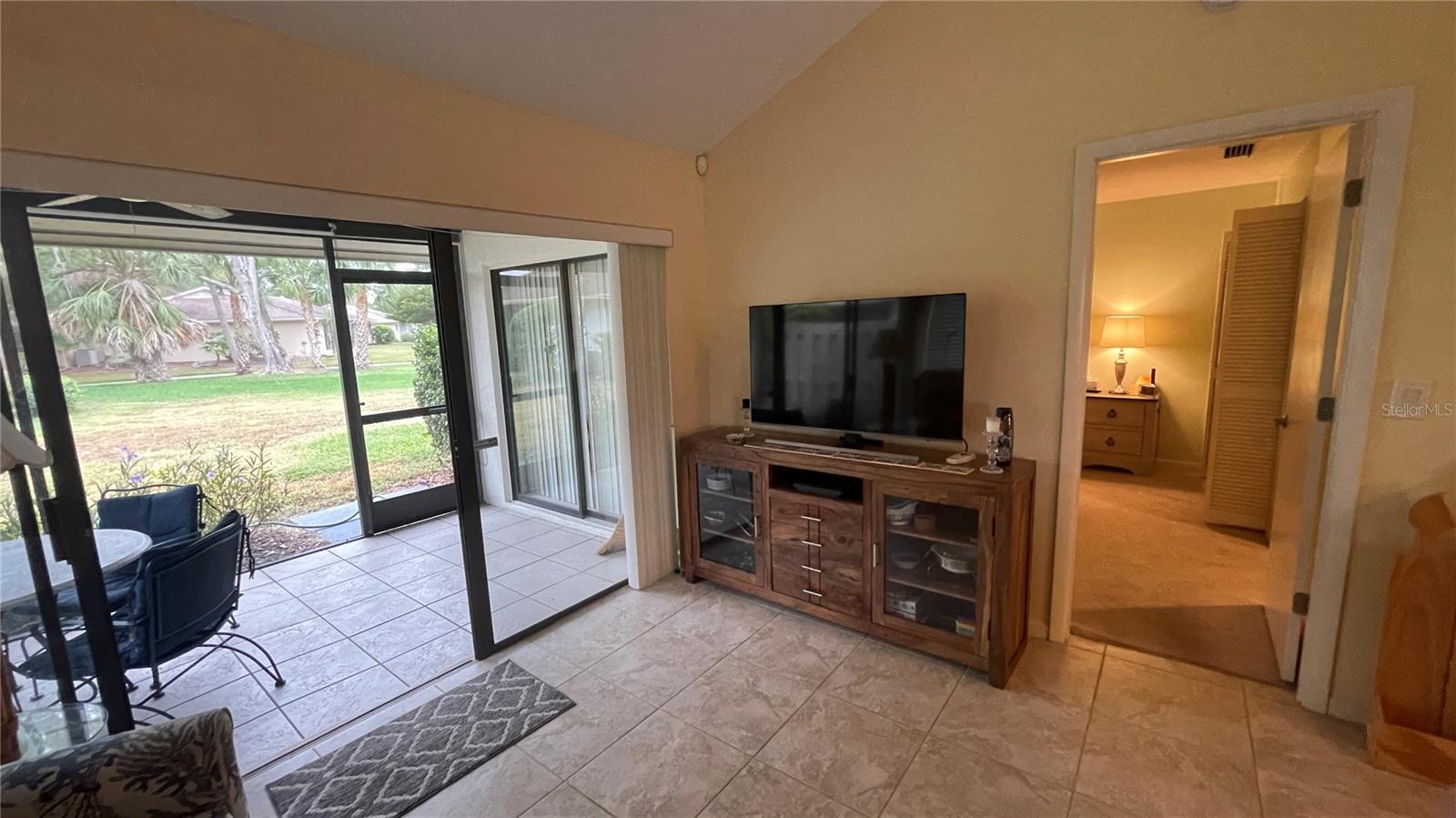 THE MEADOWS/SOMERSET - Residential Lease