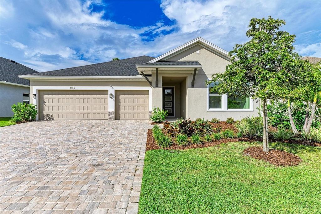 Photo of 5636 Trevesta Place, Palmetto, FL 34221 (MLS # A4667873)