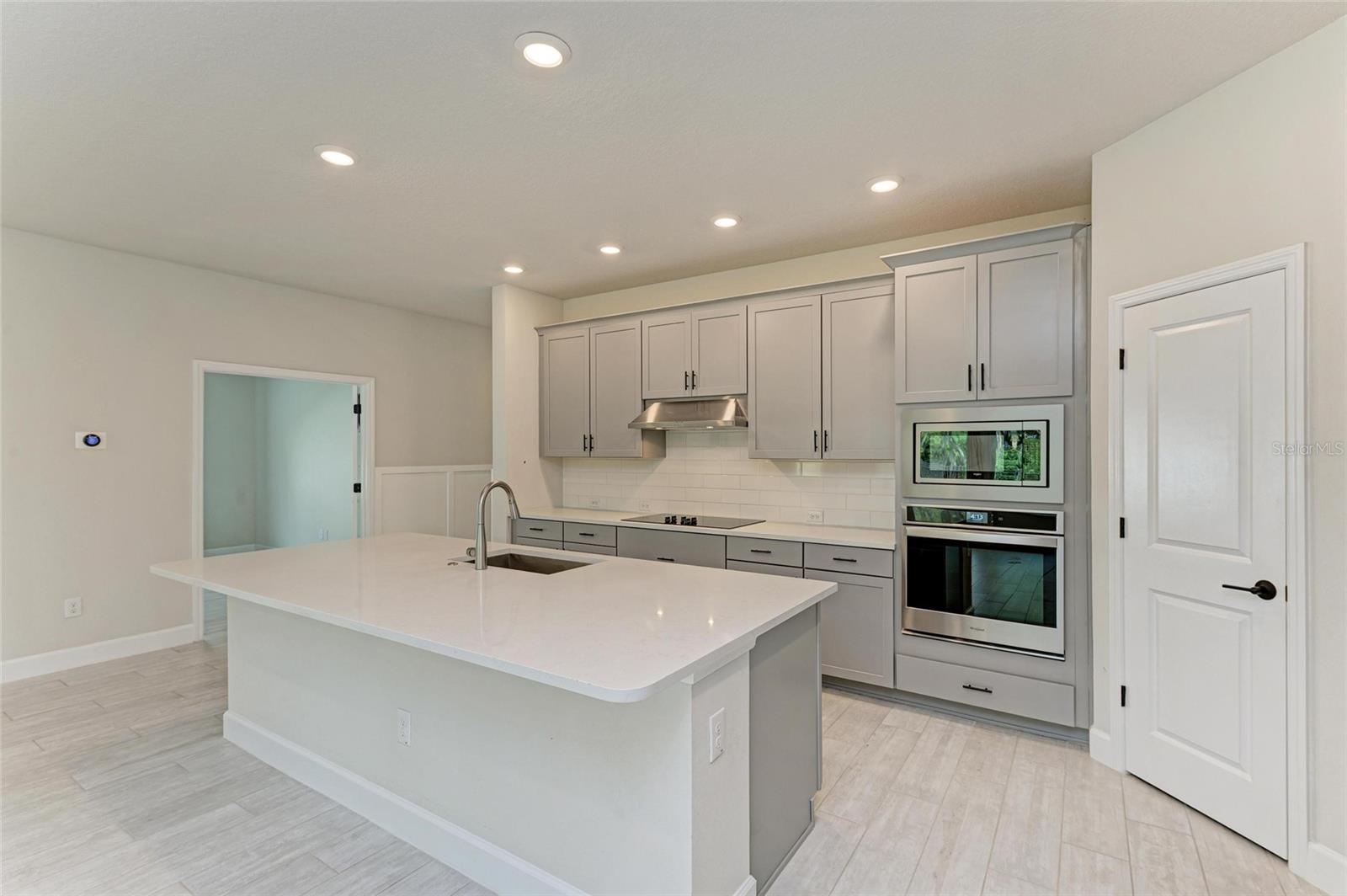 TREVESTA PH IIIE - Residential