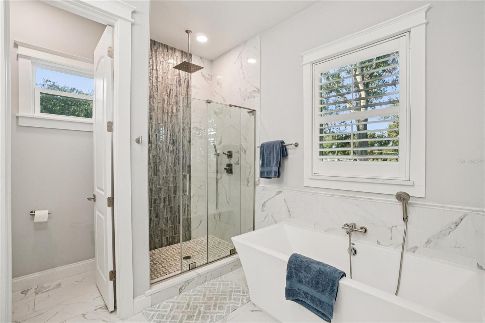 OAKELLARS - Residential