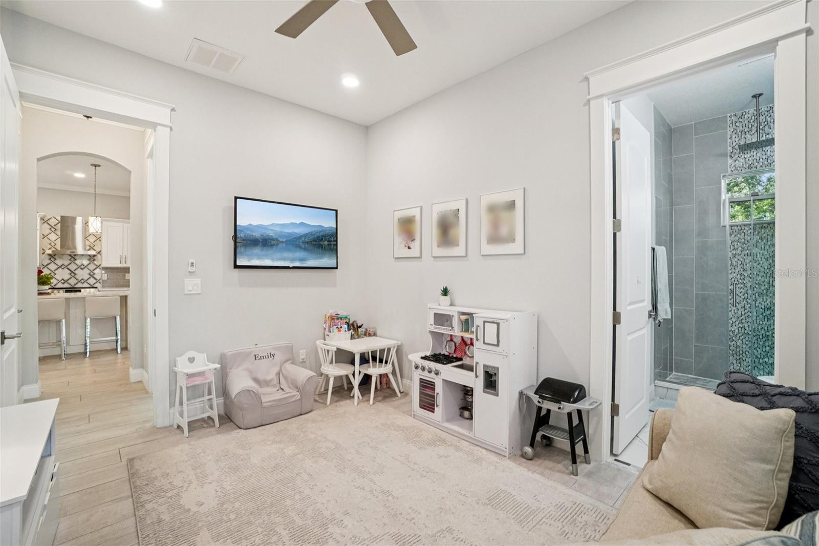 OAKELLARS - Residential