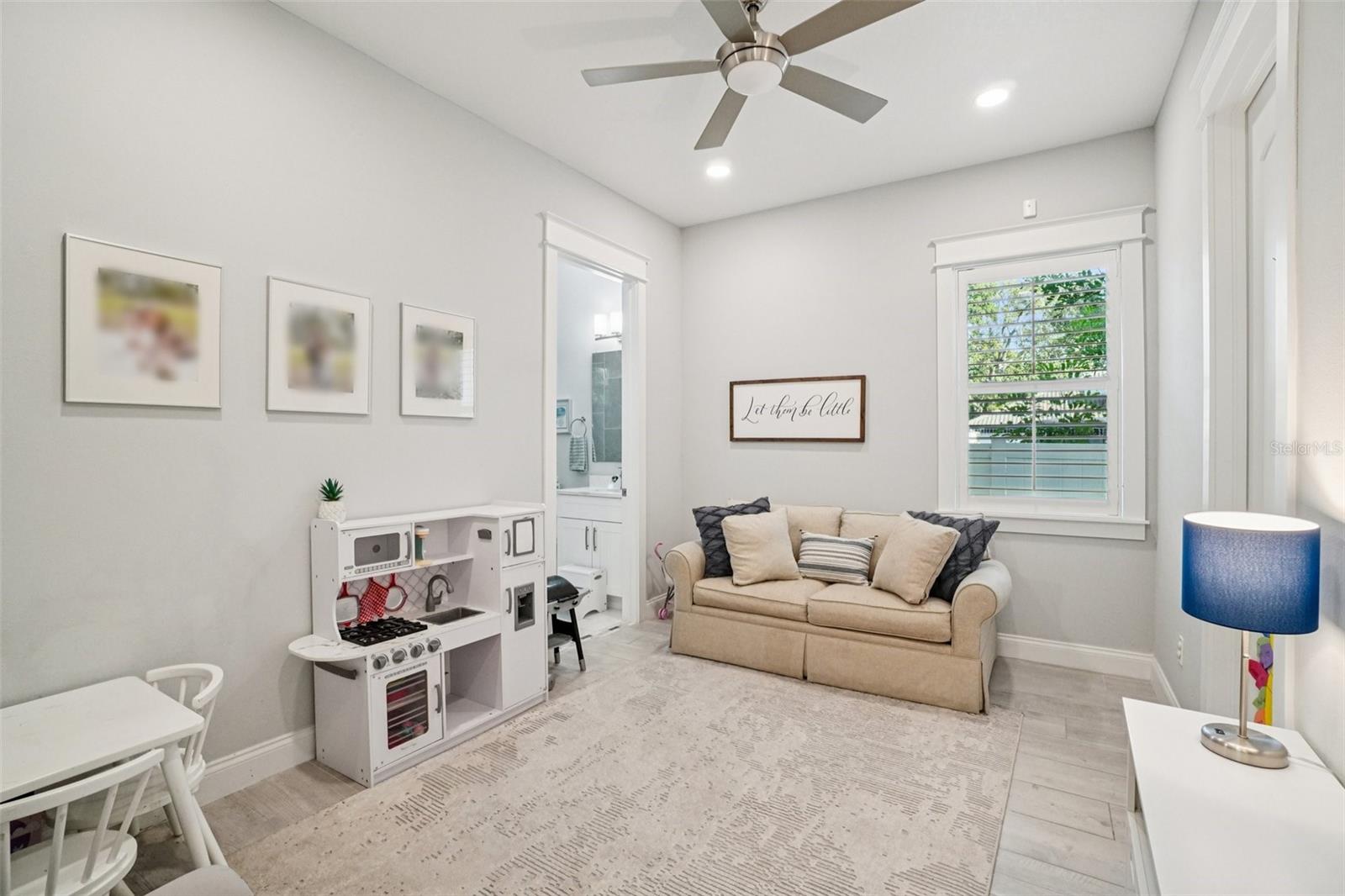 OAKELLARS - Residential