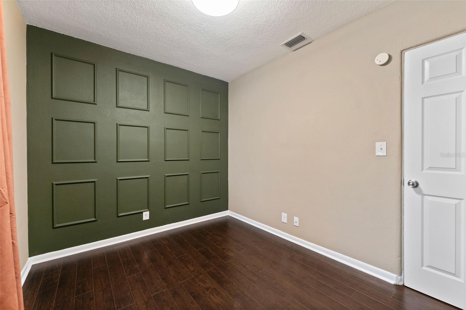 CLAIR MEL SUB UNIT - Residential Lease