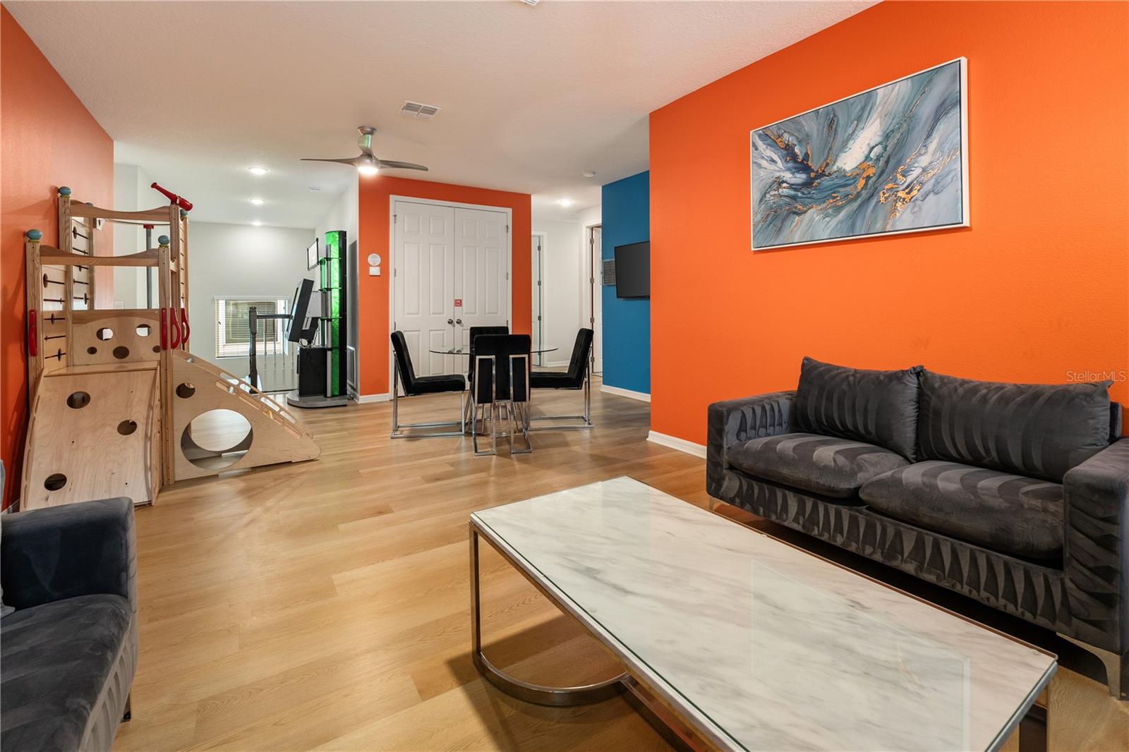 SOLARA RESORT - Residential