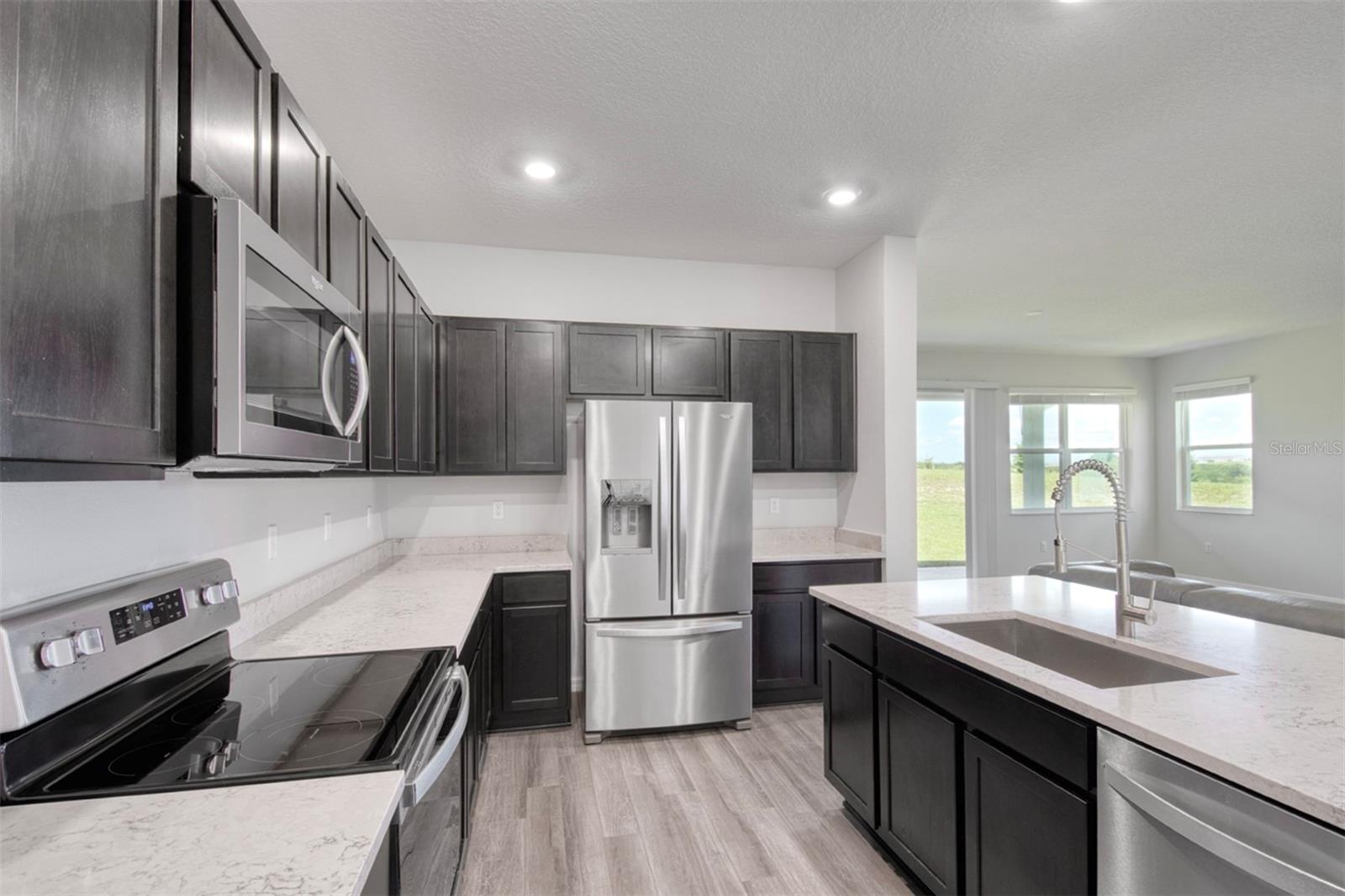 1696 WILSON PRAIRIE CIRCLE