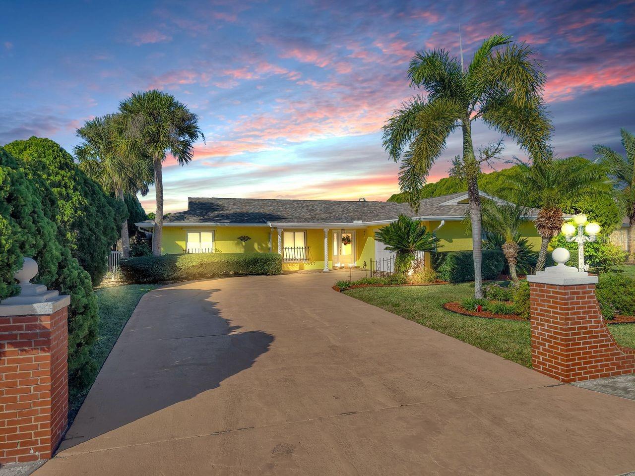 SABAL KEY UNIT 2 - Residential