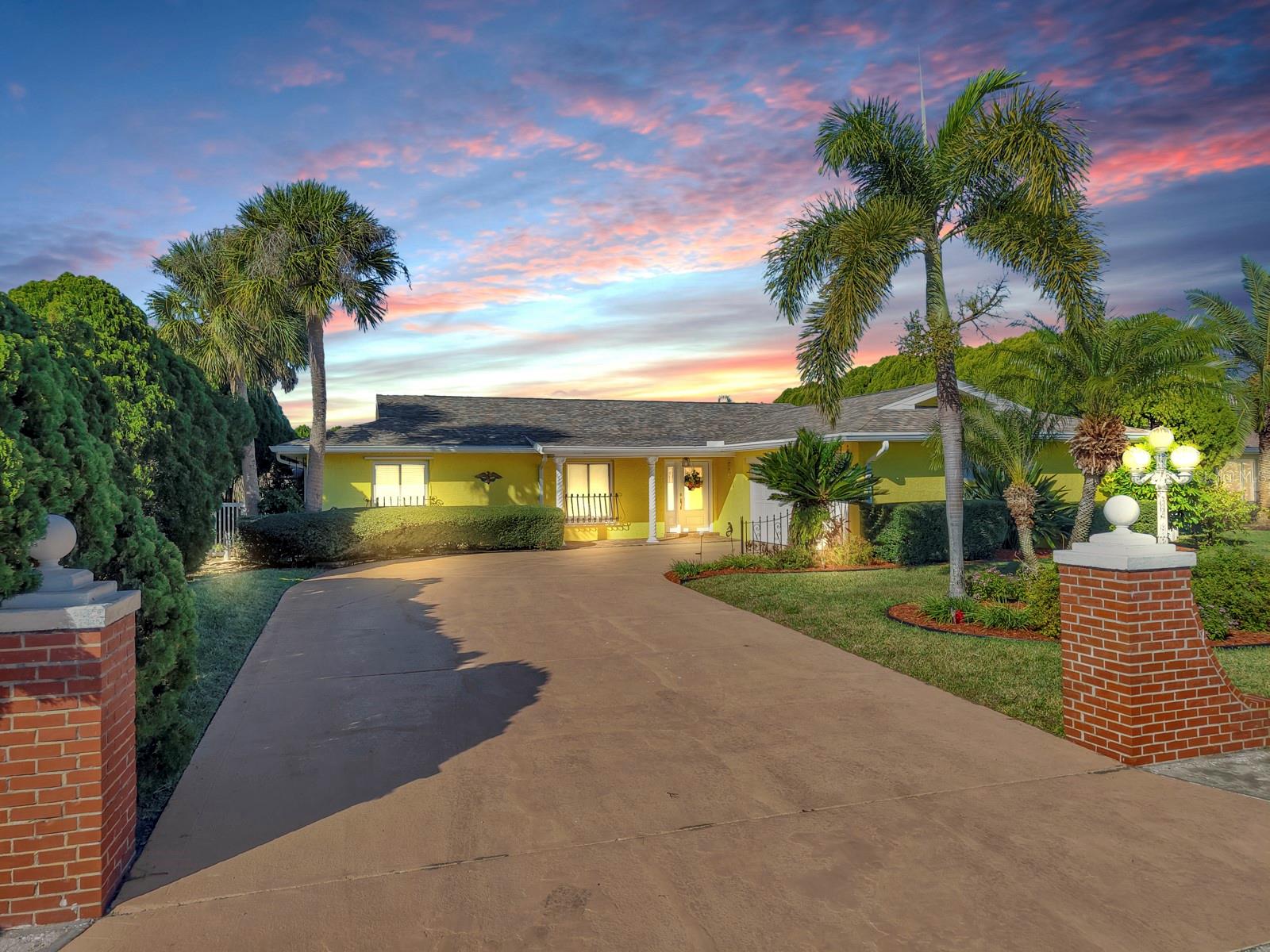 SABAL KEY UNIT 2 - Residential