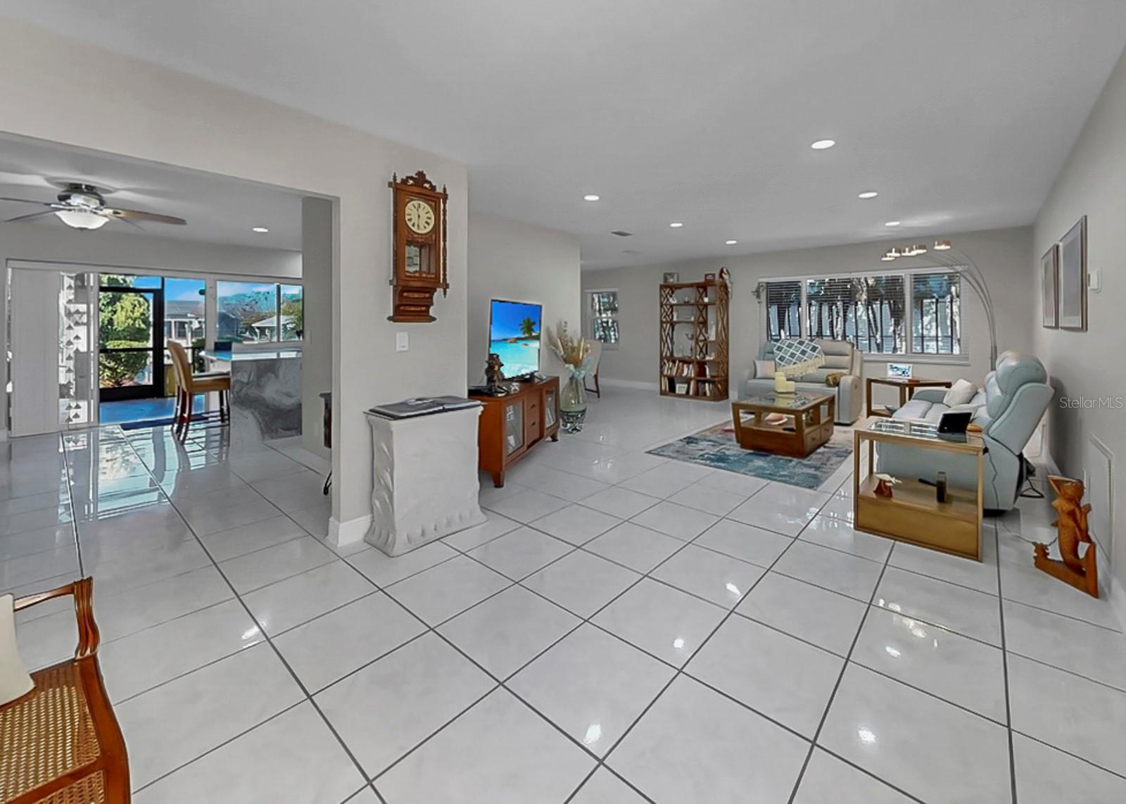 SABAL KEY UNIT 2 - Residential