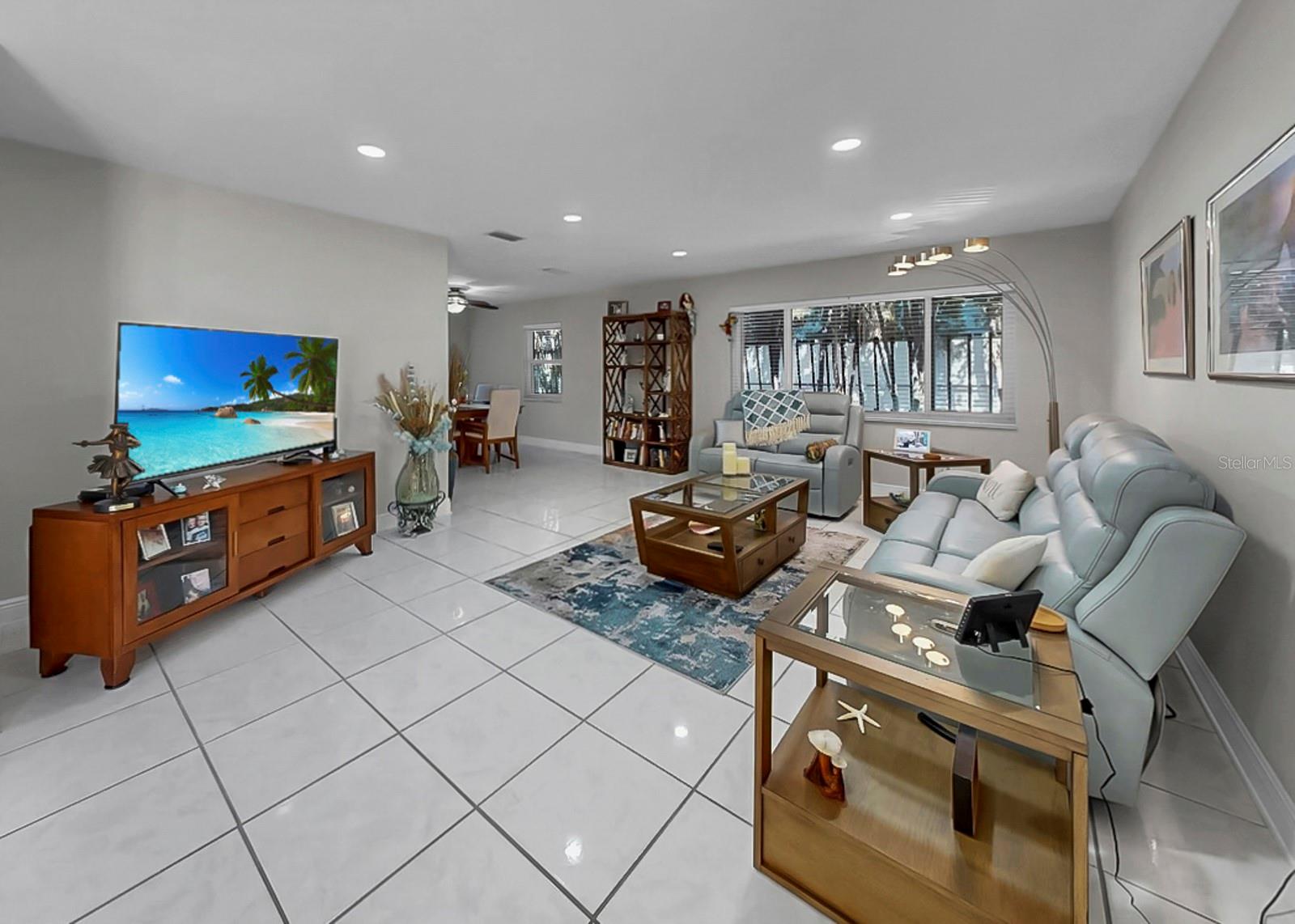 SABAL KEY UNIT 2 - Residential