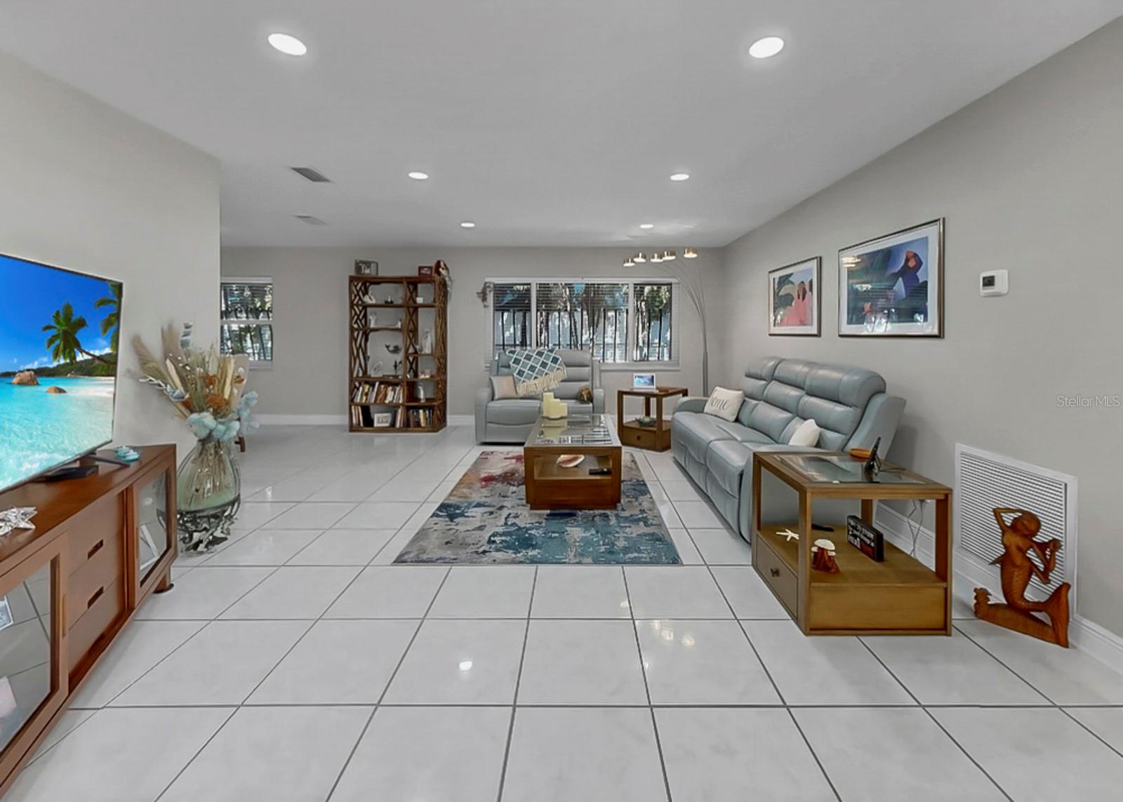 SABAL KEY UNIT 2 - Residential