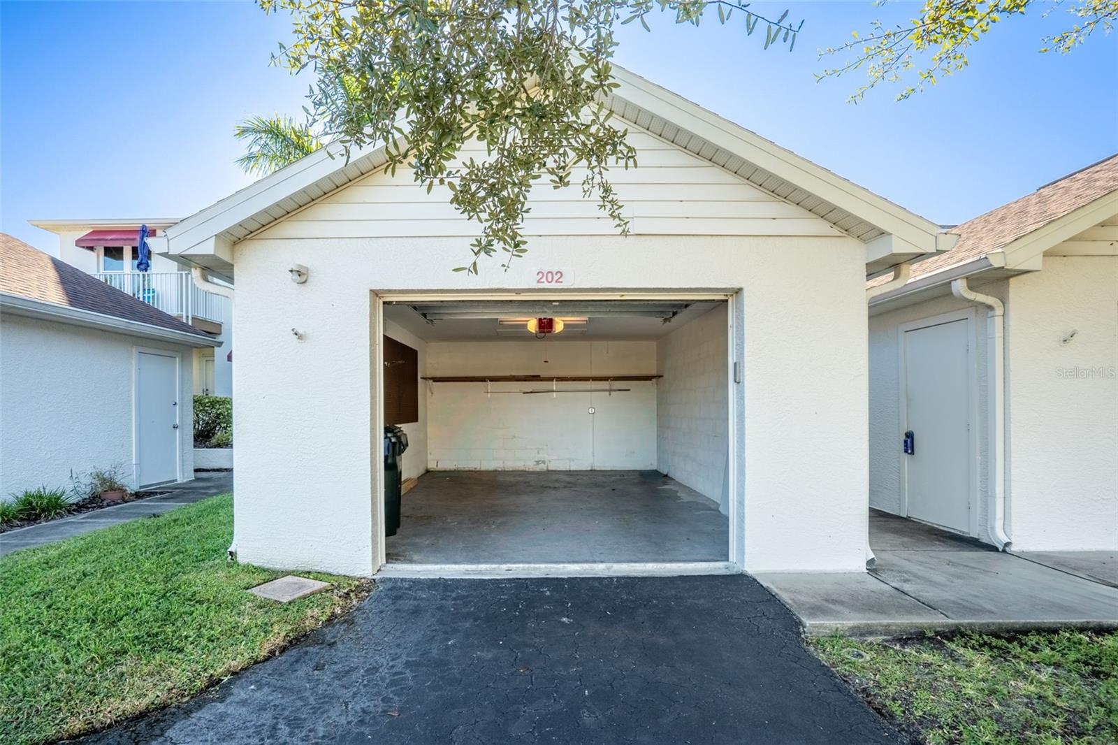EAST BAY GOLF VILLAS AT WATER VIEW CONDO - Residential