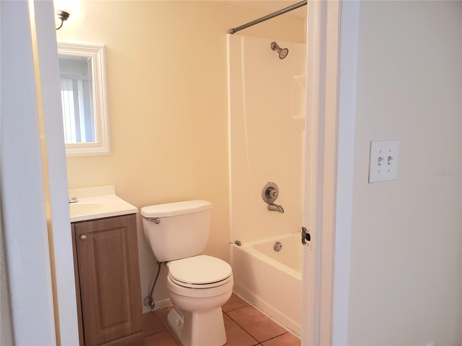 WATERSIDE CONDO I - Residential Lease