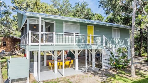 A home in CRYSTAL RIVER