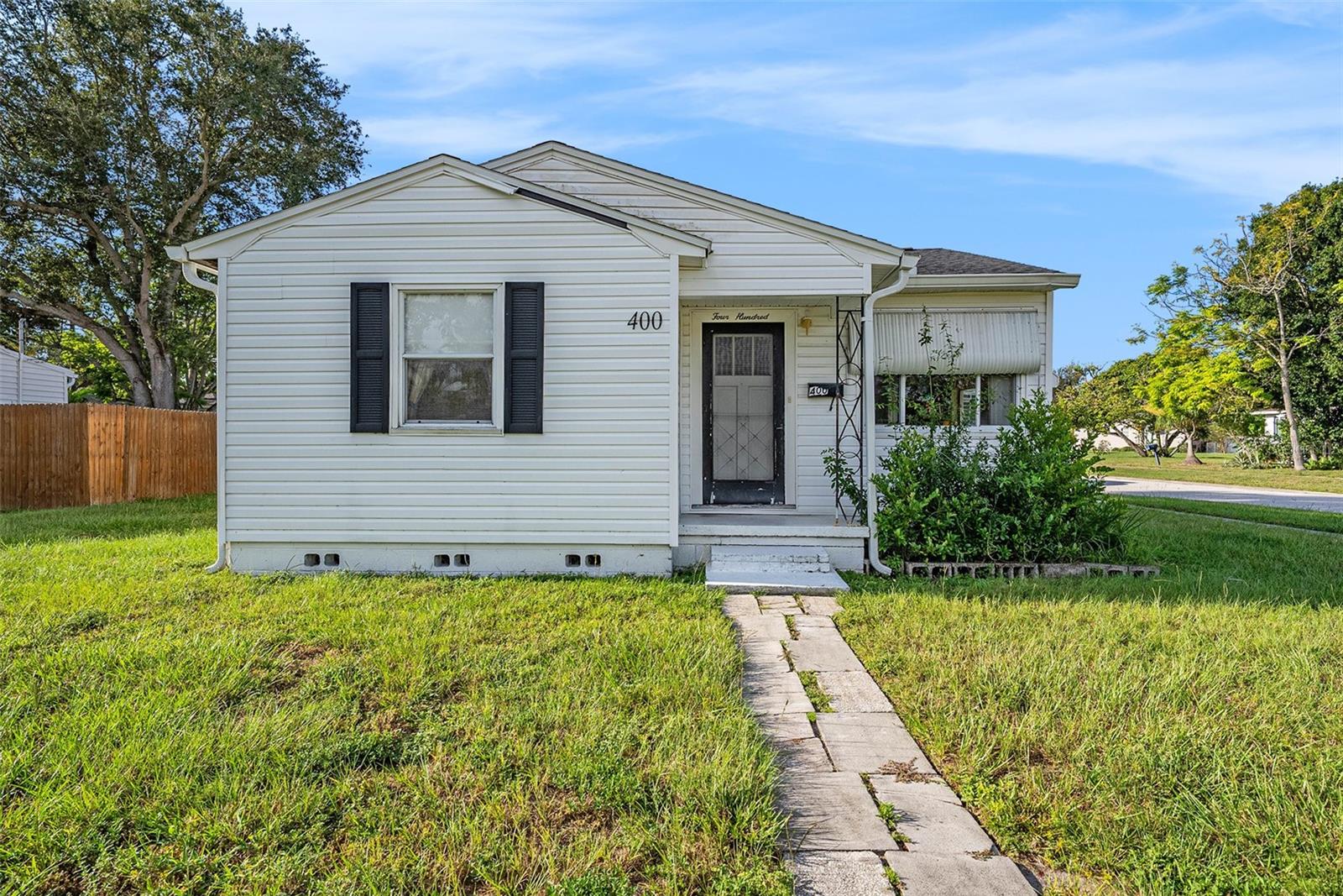 ?? 400 61st Ave NE | St. Petersburg, FL 33702
2 Bed | 1 Bath | 770 Sq Ft | Corner Lot | “As-Is” Sale | Under 15 Minutes to Downtown
Opportunity awaits! This 2-bedroom, 1-bathroom home offers 770 square feet of cozy living space and is situated on a desirable corner lot in a quiet neighborhood—just minutes from vibrant downtown St. Pete.
Whether you're a first-time homebuyer, investor, or looking for your next renovation project, this as-is property has great potential with its solid structure, efficient layout, and unbeatable location.
Enjoy easy access to restaurants, shopping, parks, and the waterfront—all within 15 minutes or less. With some updates and personal touches, this could be a fantastic primary residence, long-term rental, or short-term investment.
Key Features:
? 2 Bedrooms / 1 Bathroom
? 770 Sq Ft of Living Space
? Corner Lot
? "As-Is" Sale – Great Fixer-Upper Potential
? No HOA
? Prime Location – Less Than 15 Minutes to Downtown St. Pete
? Close to Shops, Dining, Parks & Schools
Don't miss your chance to invest in a growing area with strong upside. Whether you renovate, rent, or redesign—this property is full of potential!
?? Schedule your private showing today!
