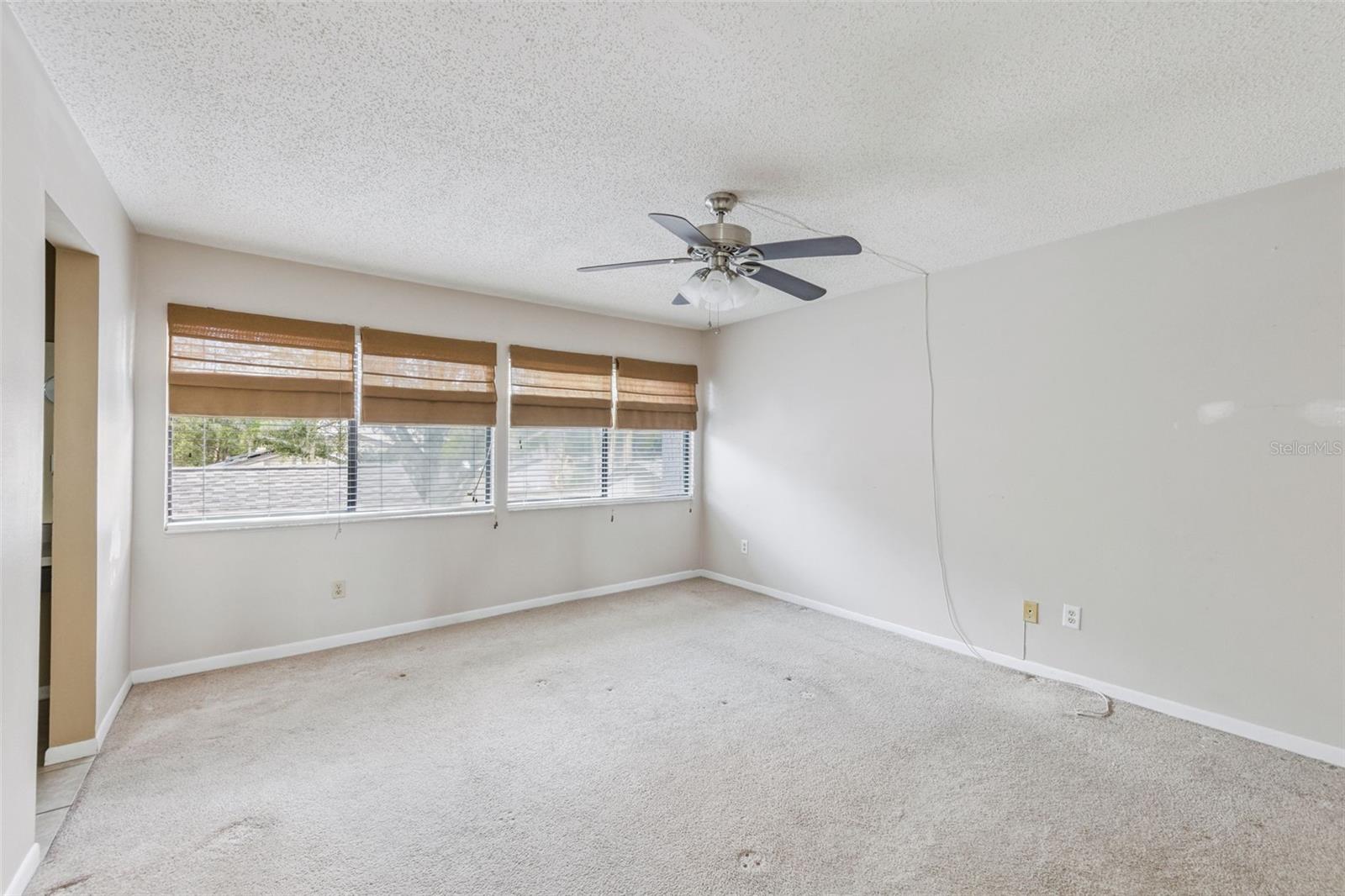 LAKE OF THE WOODS SEC 06 TWNHS - Residential