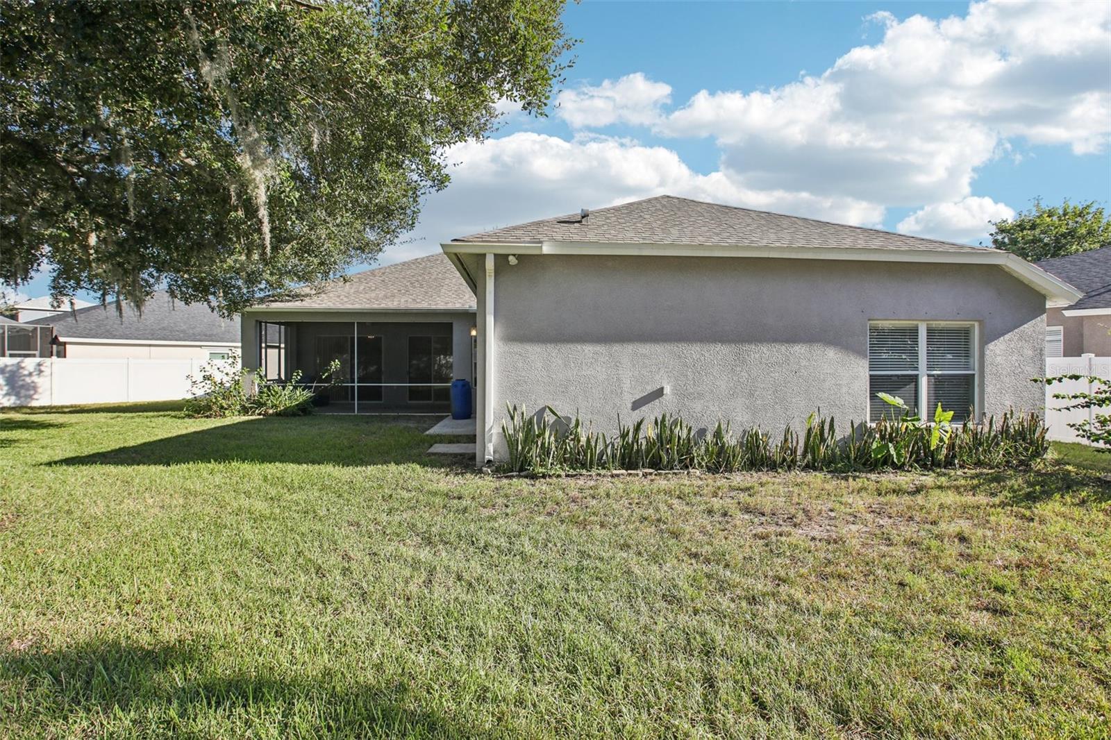 OAKS AT VALRICO PH 2 - Residential