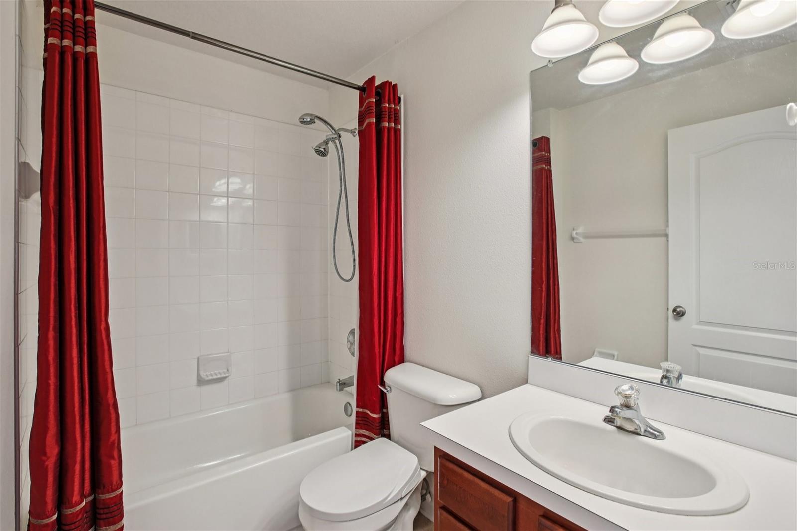 OAKS AT VALRICO PH 2 - Residential