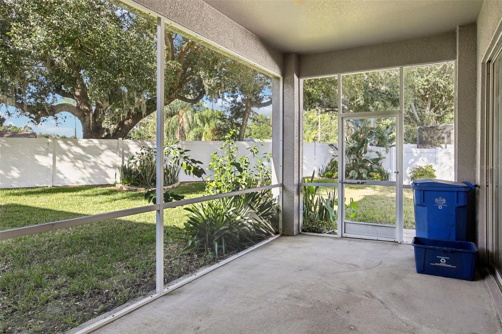 OAKS AT VALRICO PH 2 - Residential