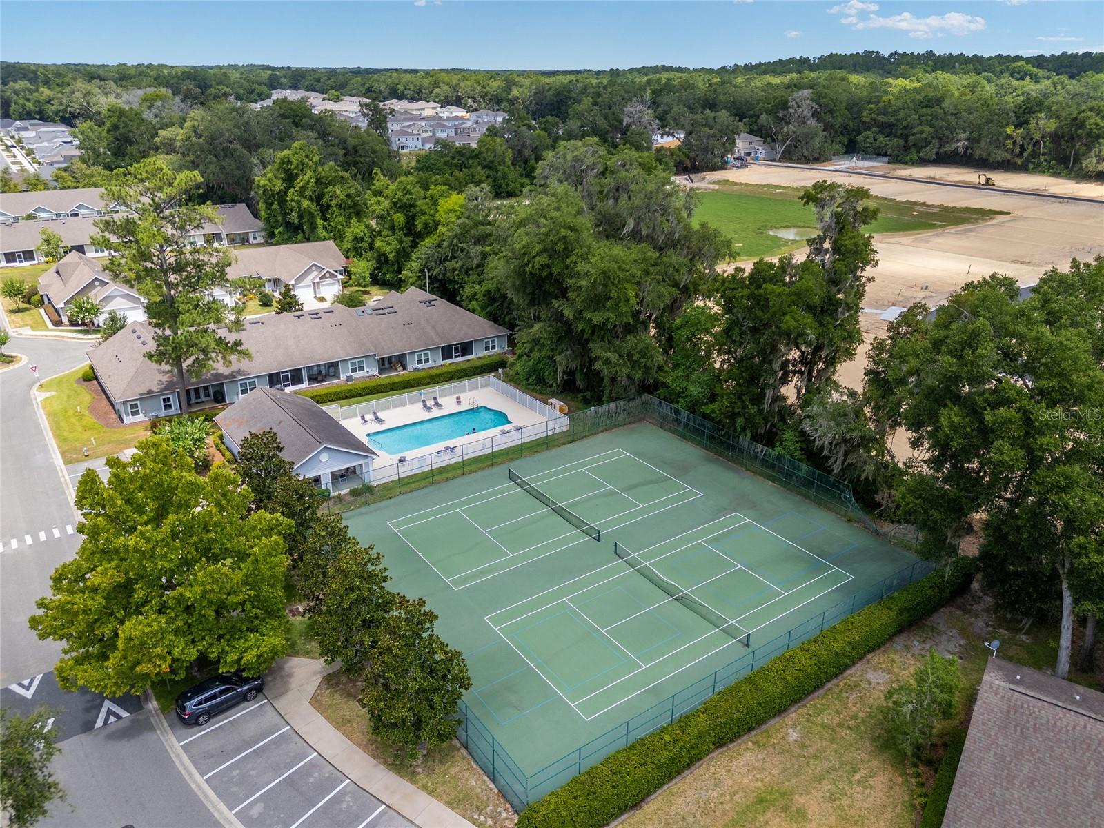 VILLAS OF WEST END - Residential