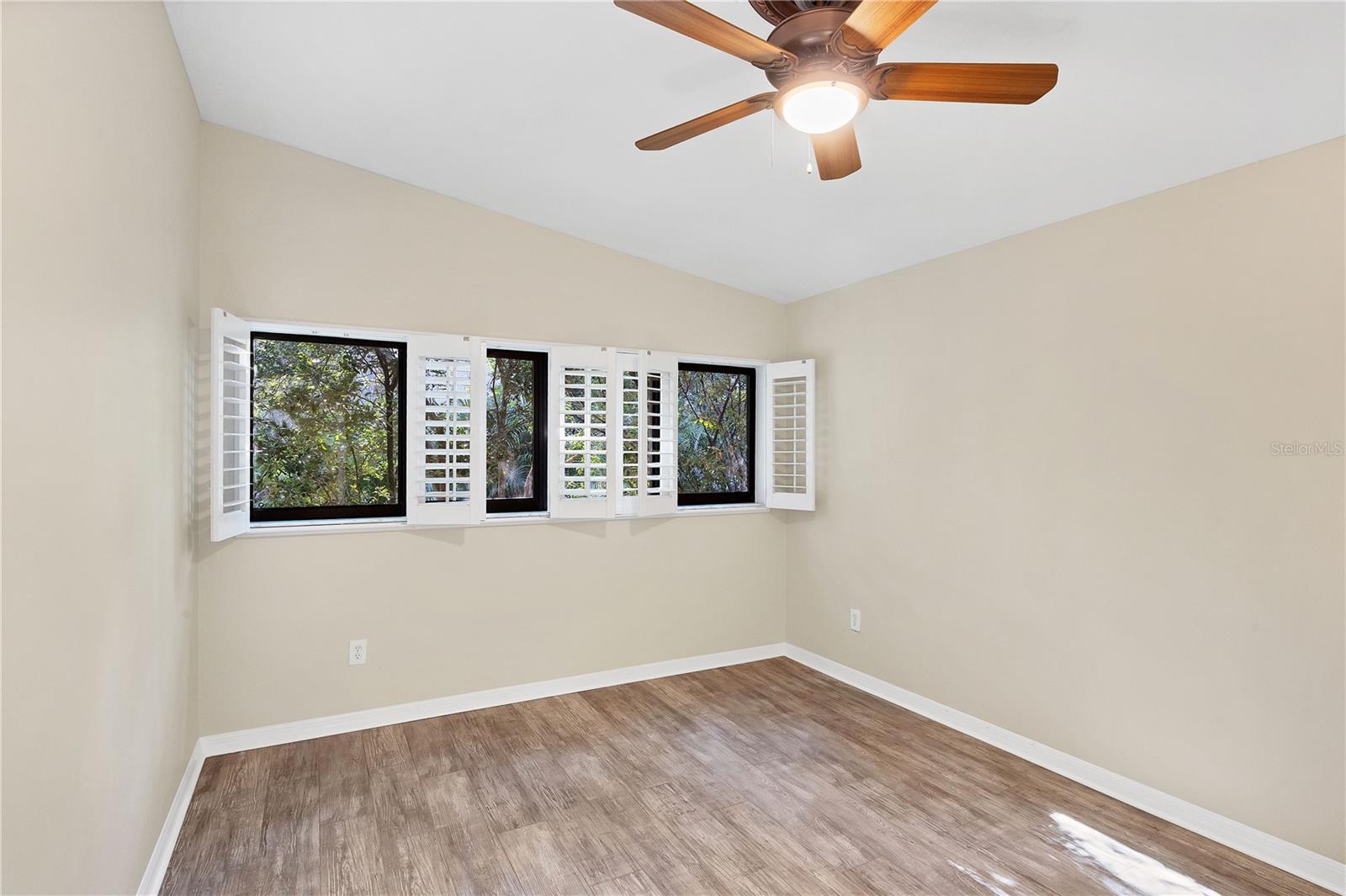 HUDSON HARBOUR - Residential