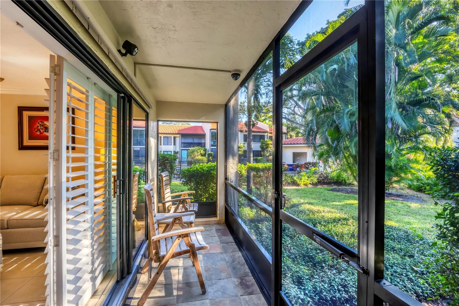 HUDSON HARBOUR - Residential