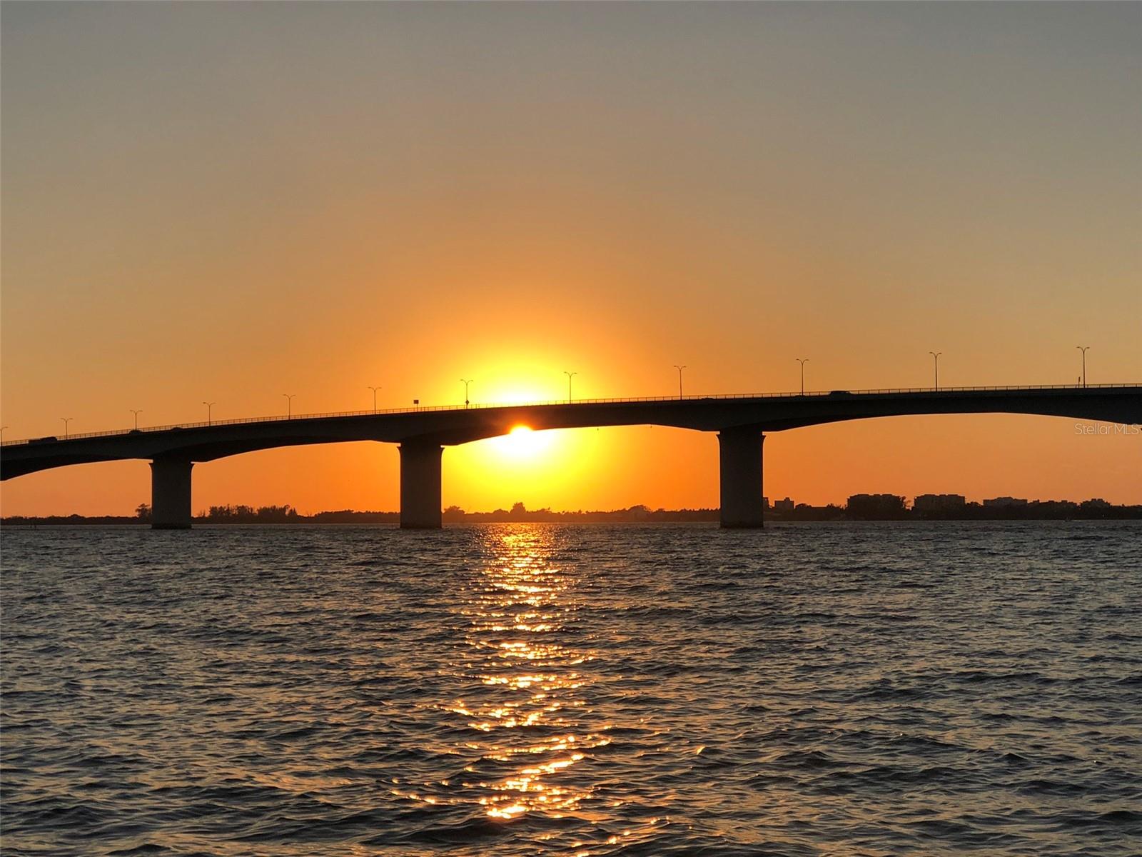 HUDSON HARBOUR - Residential