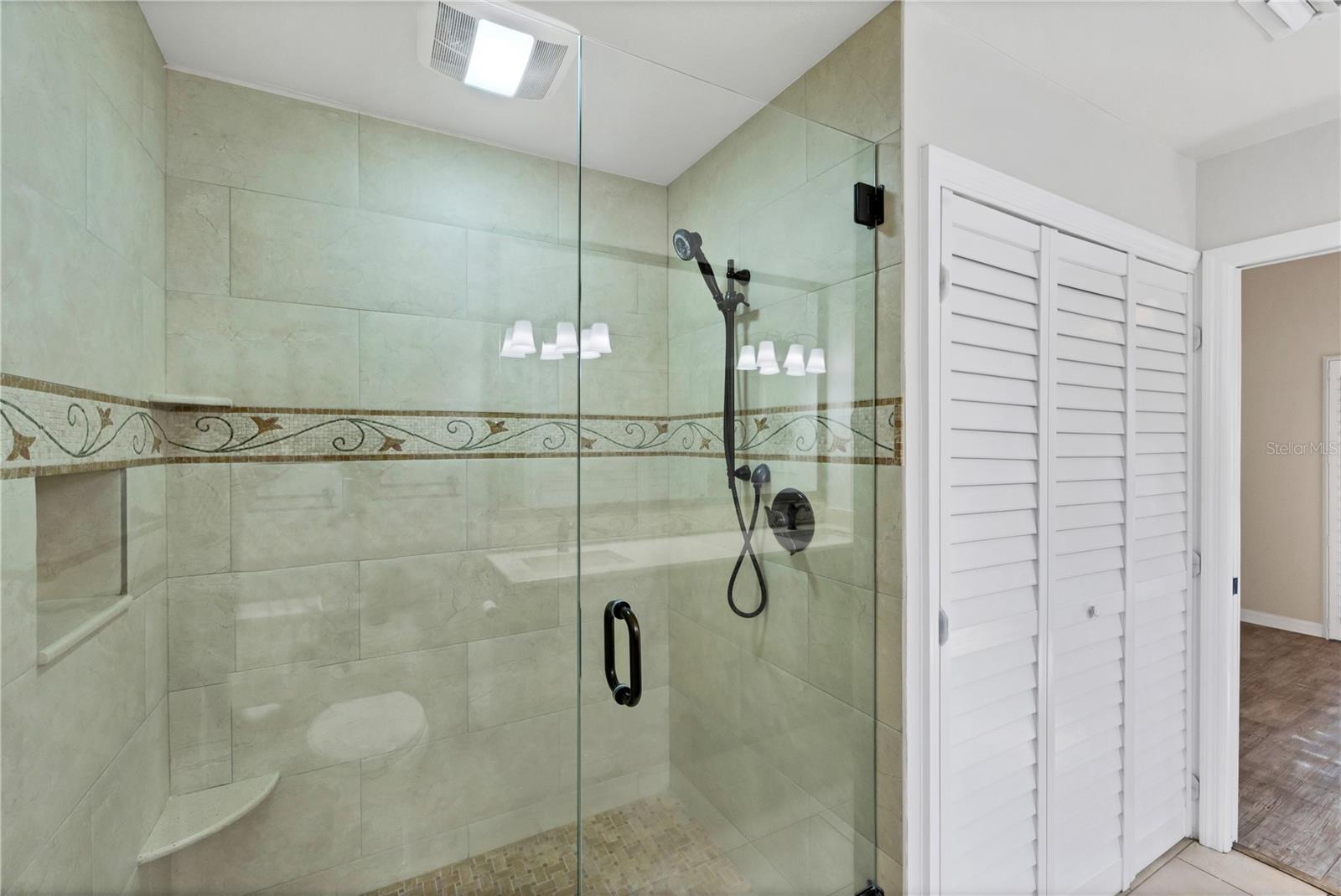 HUDSON HARBOUR - Residential